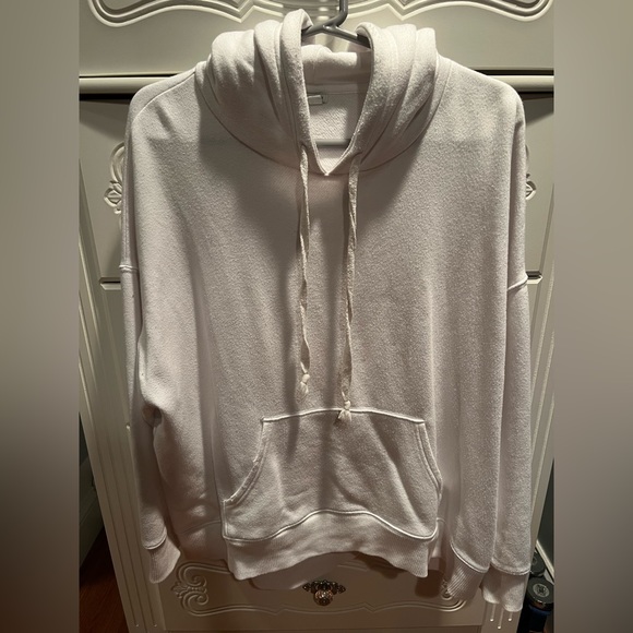 White Aeire Hoodie - Picture 1 of 3